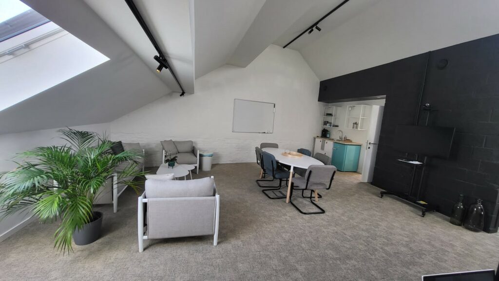 Bureau deuxieme etage 2